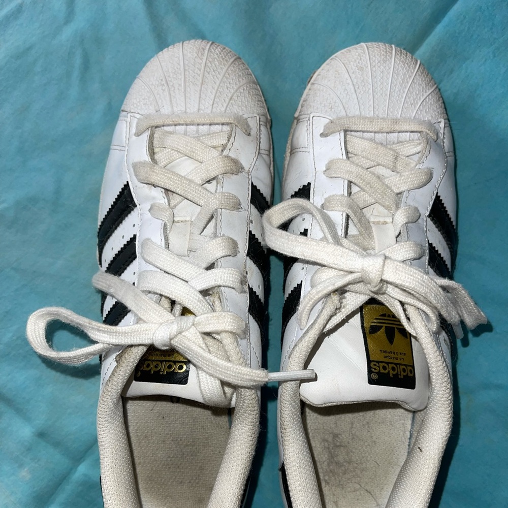 Adidas size 6 black and white sneakers
